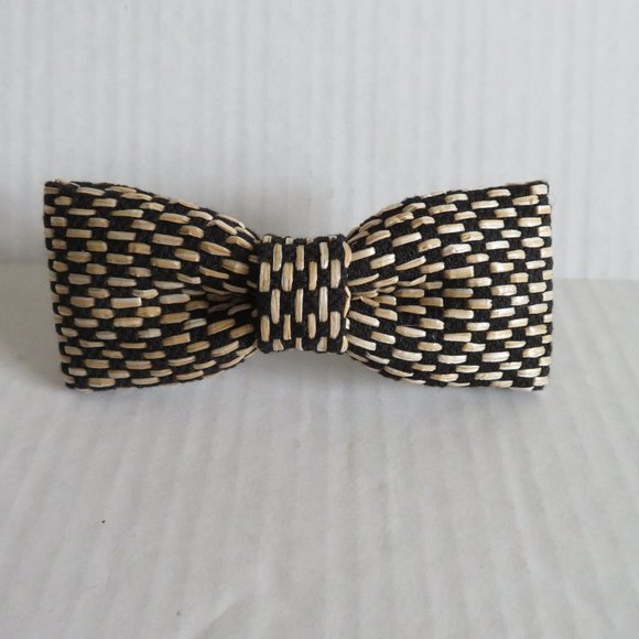 🎉HP🎉 Tasha WOVEN BOW BARRETTE, NWOT - Picture 1 of 5